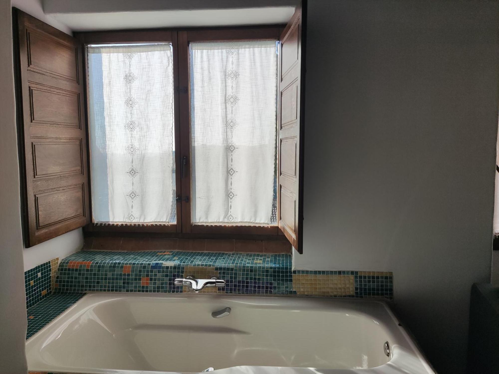 Casa Del Arte Hotel Симанкас Екстериор снимка